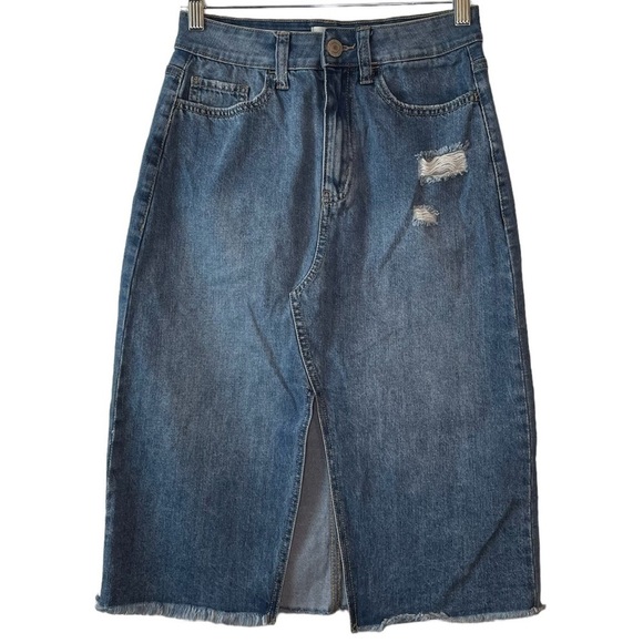 So Long Blue Denim Skirt Stretch Frayed Bottom Hem Light Distressing Size 5/27W - Picture 1 of 16